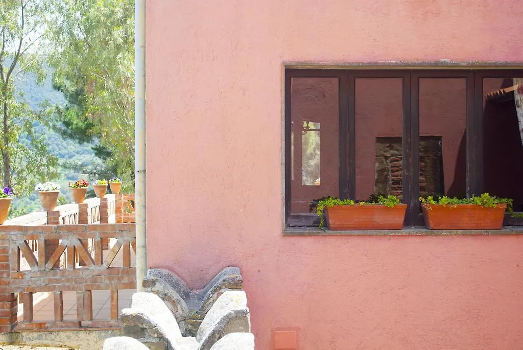 Agriturismo Fattoria Di Grenne Ficarra Farma